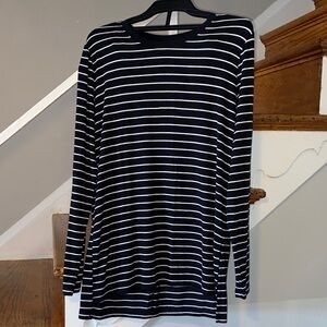 Time and Tru Black & White Striped Long Sleeve Top Size Small